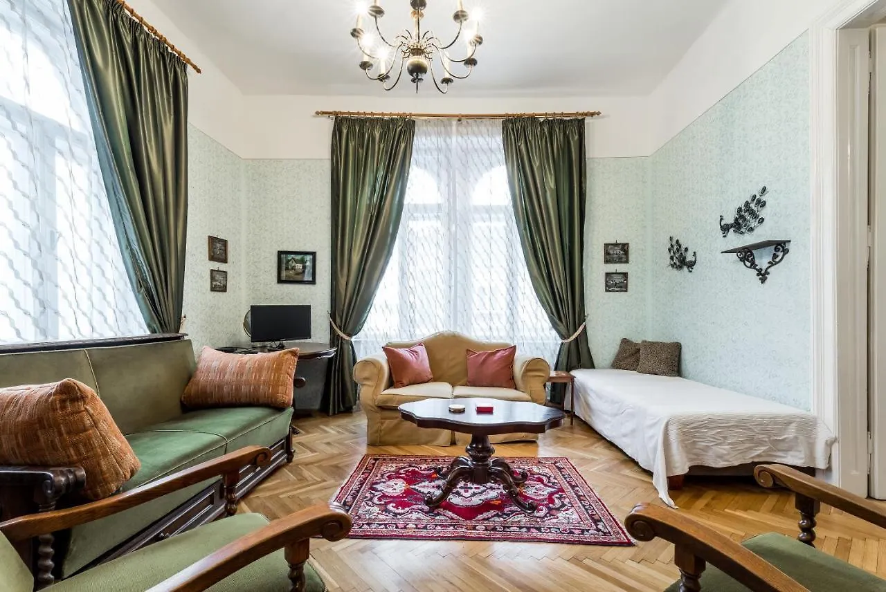Szondi 4-Room Classic Budapest 0*,  Hungary