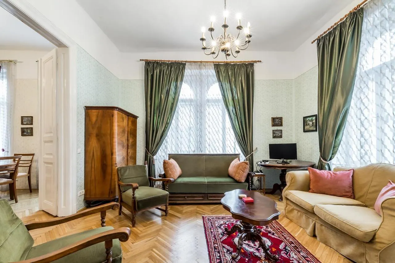 Szondi 4-Room Classic Budapest
